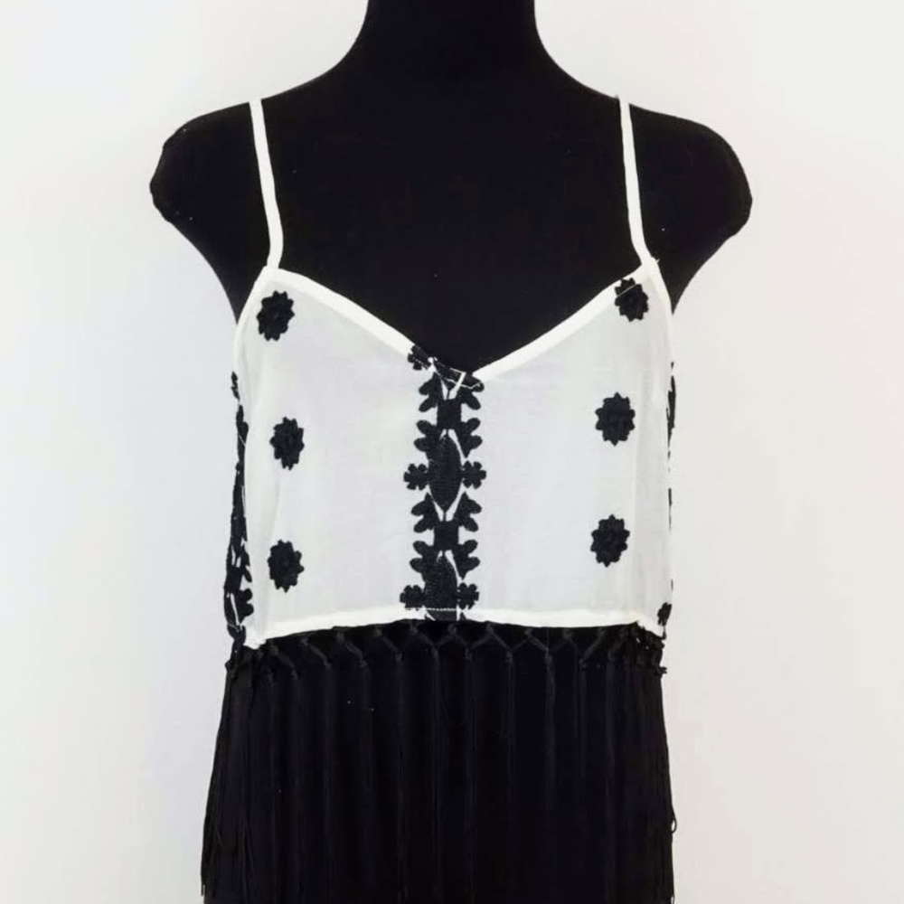 3/$10 sale NWT REnamed Crop Top Boho Fringe